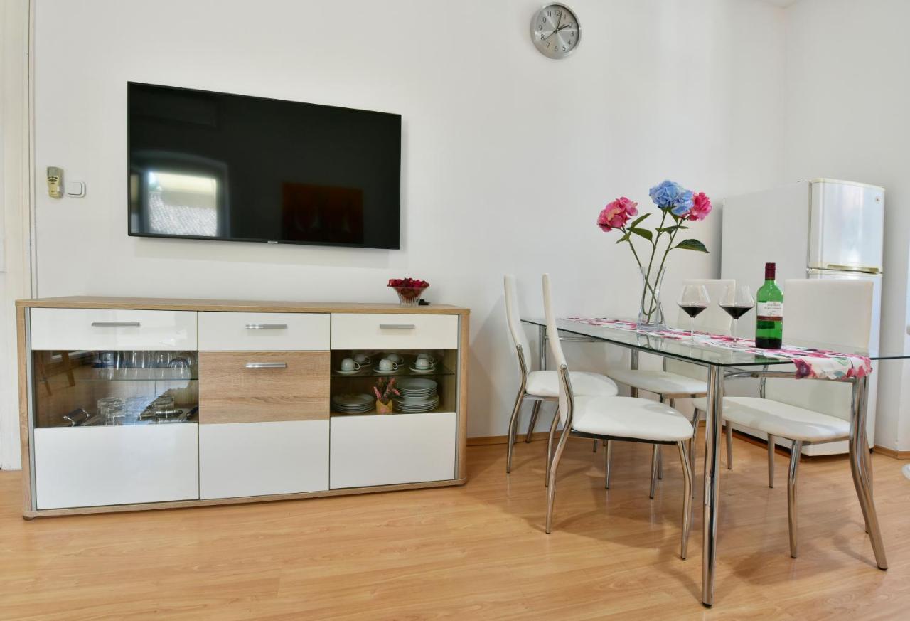 Premium Apartment Aria ポレッチ エクステリア 写真